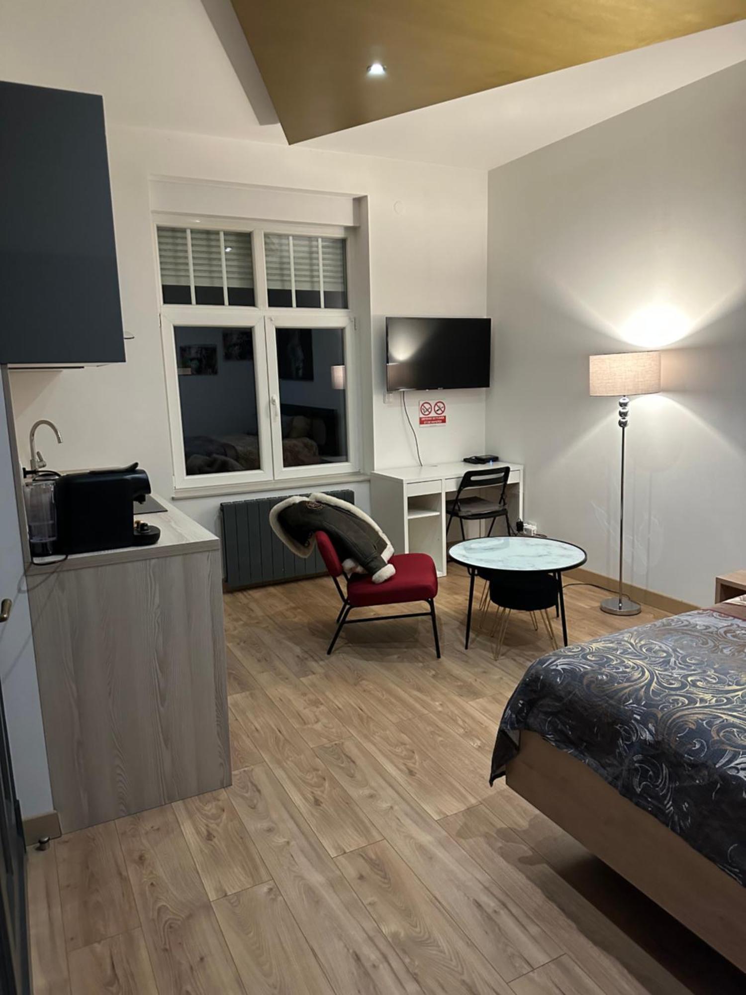 Serenity Bed Palace 2 Metz Gare מראה חיצוני תמונה